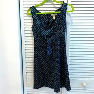 👗3 fir $25 Forever 21 elegant dress 👗cannot combine with other offers